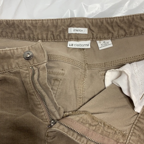 WOMEN’S Liz Claiborne Tan Stretch Corduroy Pants Size 16 - Picture 6 of 8